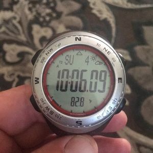 Highgear altimeter barometer watch